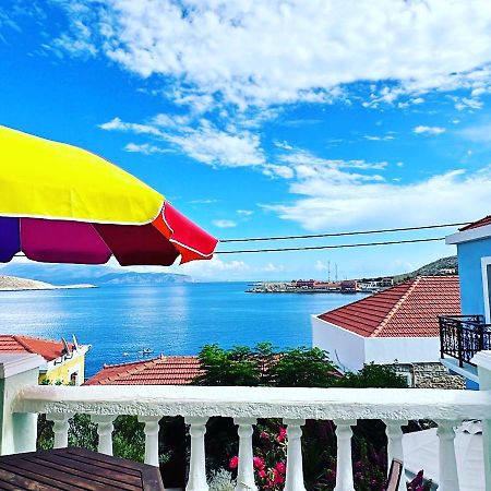Roulas Apartments Chalki Town Екстер'єр фото