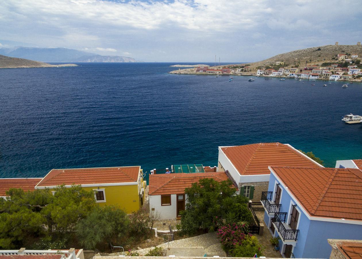Roulas Apartments Chalki Town Екстер'єр фото